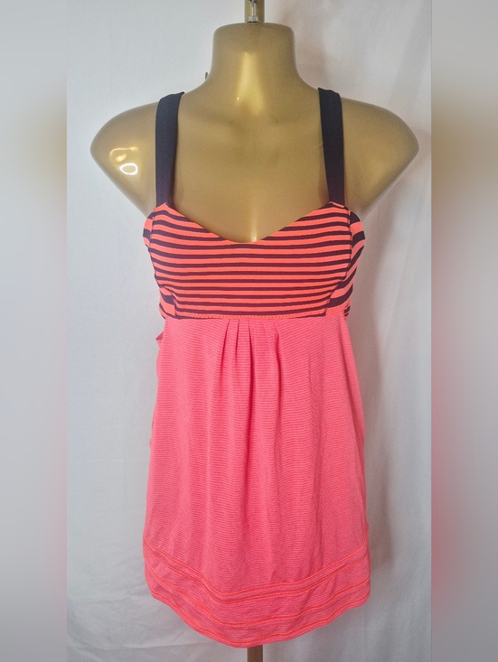 lululemon athletica Tops - Lululemon Athletica Vintage Women’s Pink & Navy Striped Workout Tank W/ Bra Sz 6